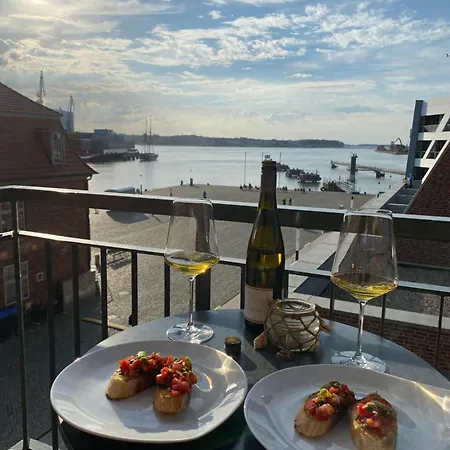 Meerblick, Balkon Und Private Sauna Im Historischen Getreidespeicher *